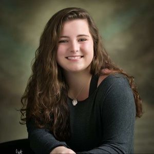 Meet your Posher, Lucy